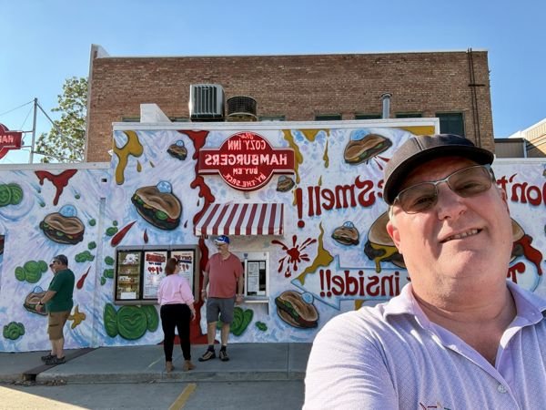 A selfie outside the Cozy Inn — photo 4